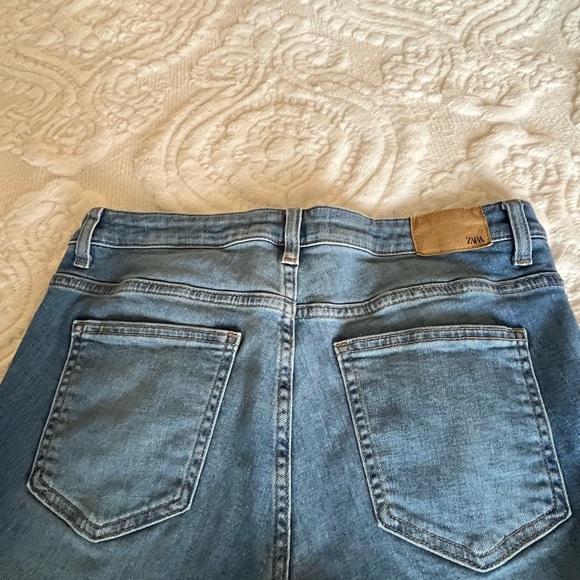 Zara skinny jeans with studs - Picture 2 of 4
